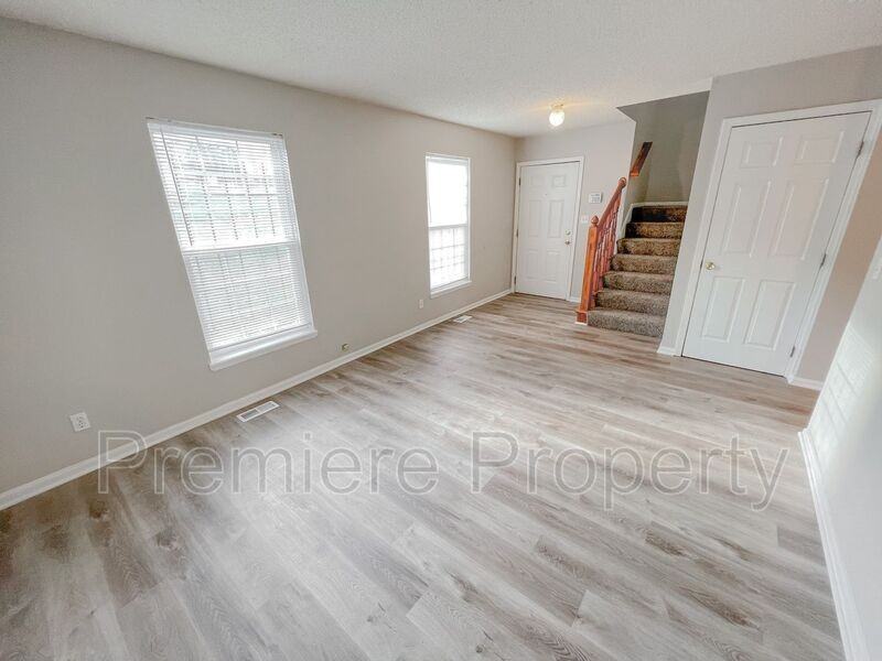 4202 Flora Ave - Photo 2 of 16