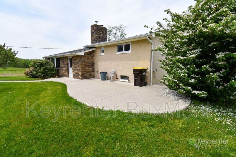 134 Irish Meetinghouse Rd - Photo 2 of 22