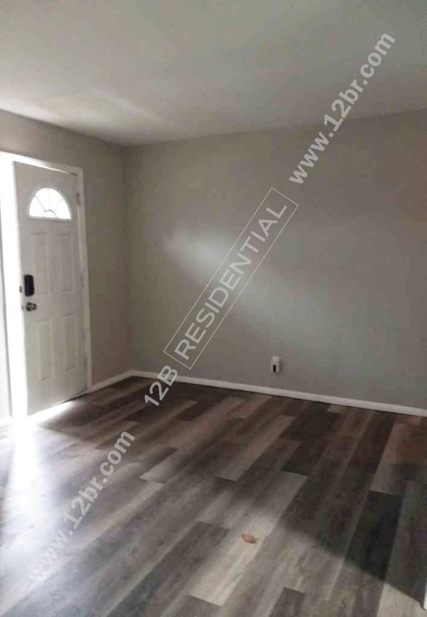 4440 Norfolk Ave - Photo 2 of 15