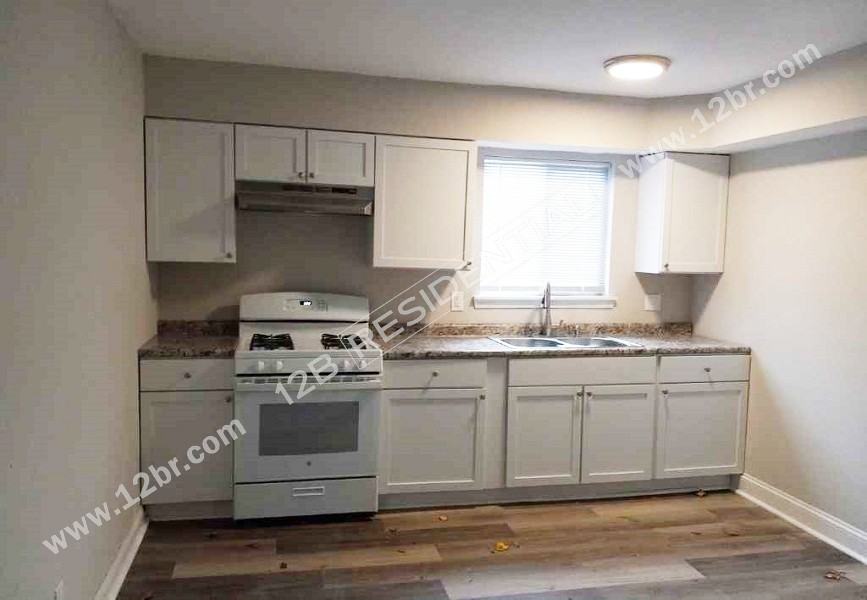 4440 Norfolk Ave - Photo 3 of 15