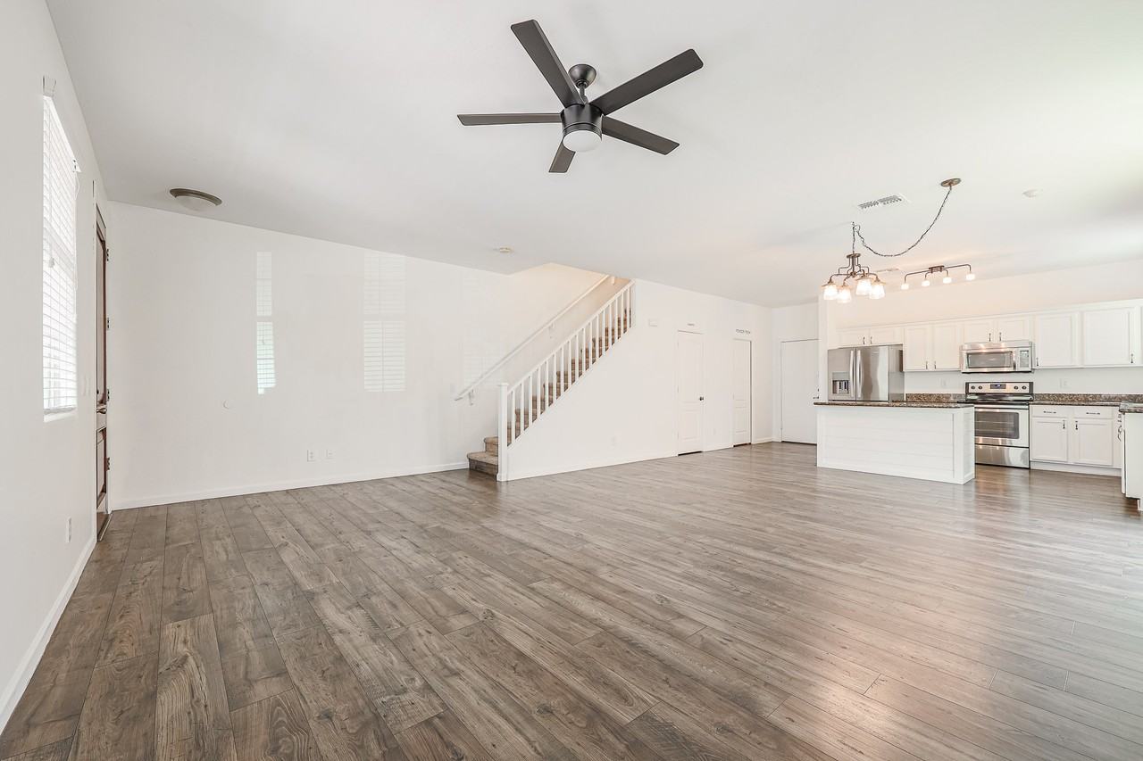 2087 S Avocet St - Photo 5 of 37