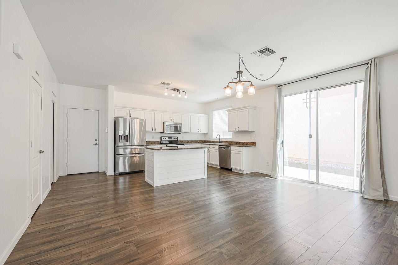 2087 S Avocet St - Photo 6 of 37