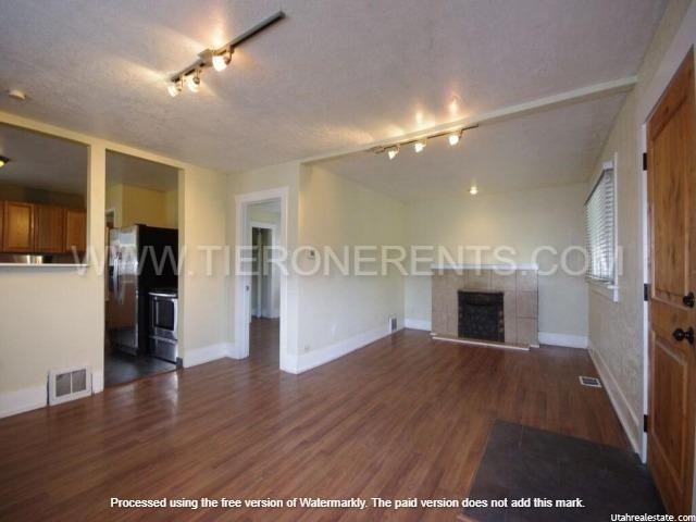 676 E Milton Ave - Photo 3 of 14