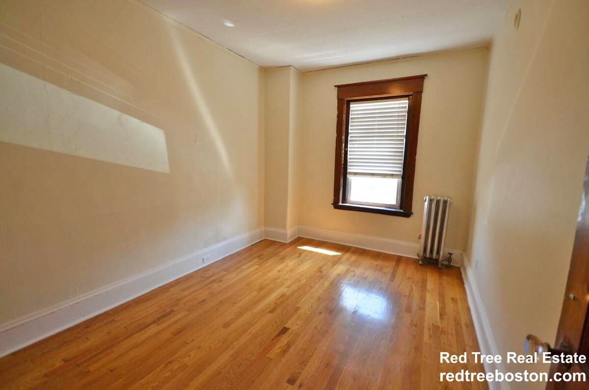 134 Englewood Ave #2 - Photo 6 of 7