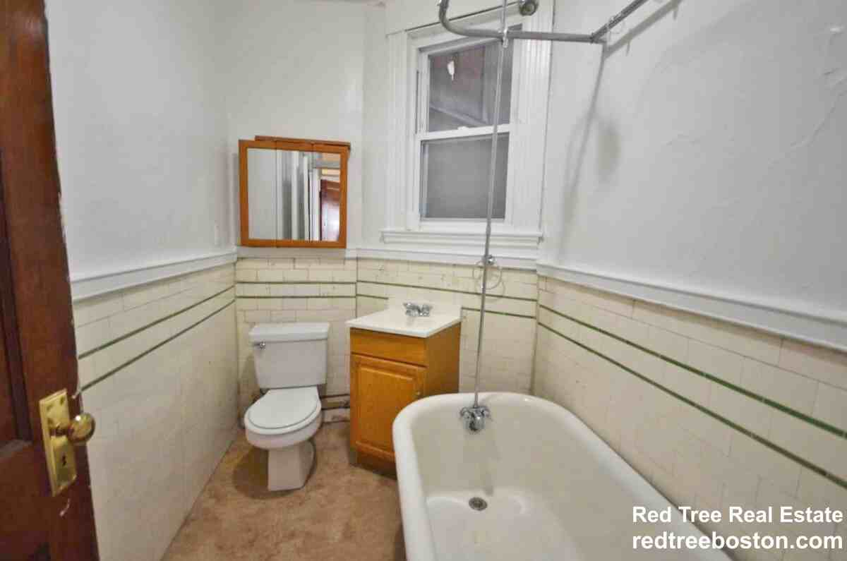 134 Englewood Ave #2 - Photo 7 of 7