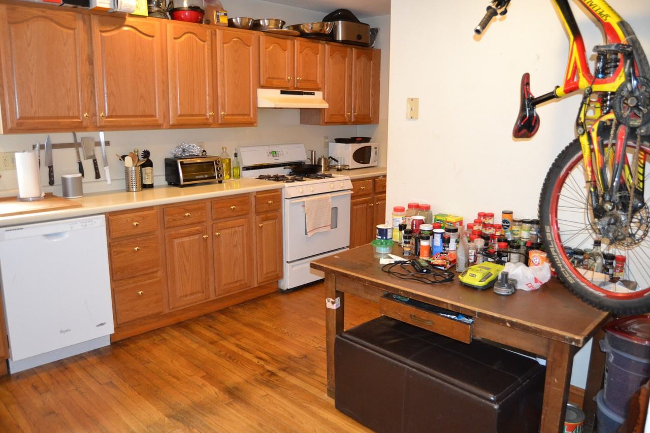 70 Brock St #1 - Photo 7 of 23