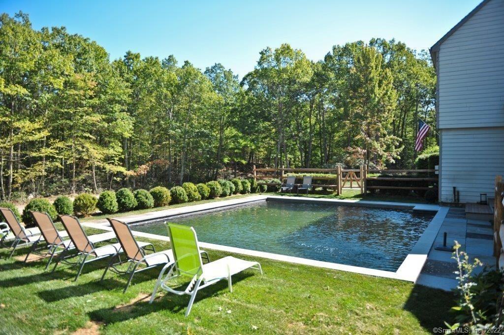 45 Moosehorn Rd - Photo 2 of 22