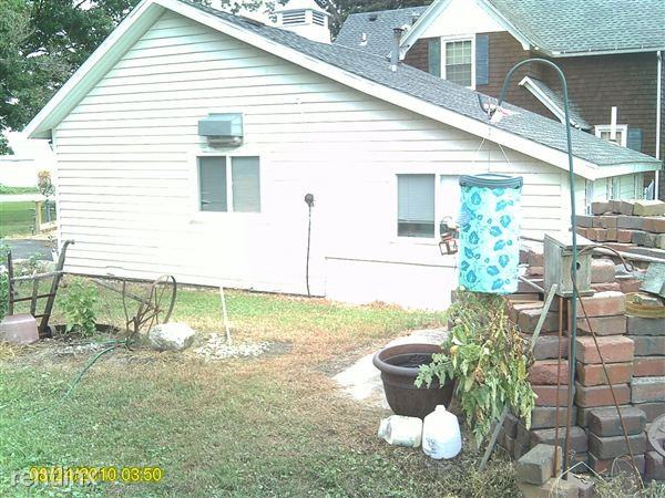 Lockshore/Milo - Photo 2 of 2