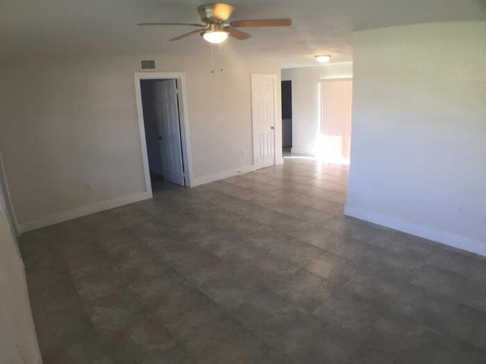 21201 Nw 27th Ct - Photo 3 of 13