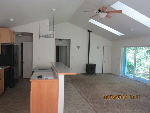 41057 Deerhorn Rd - Photo 3 of 12