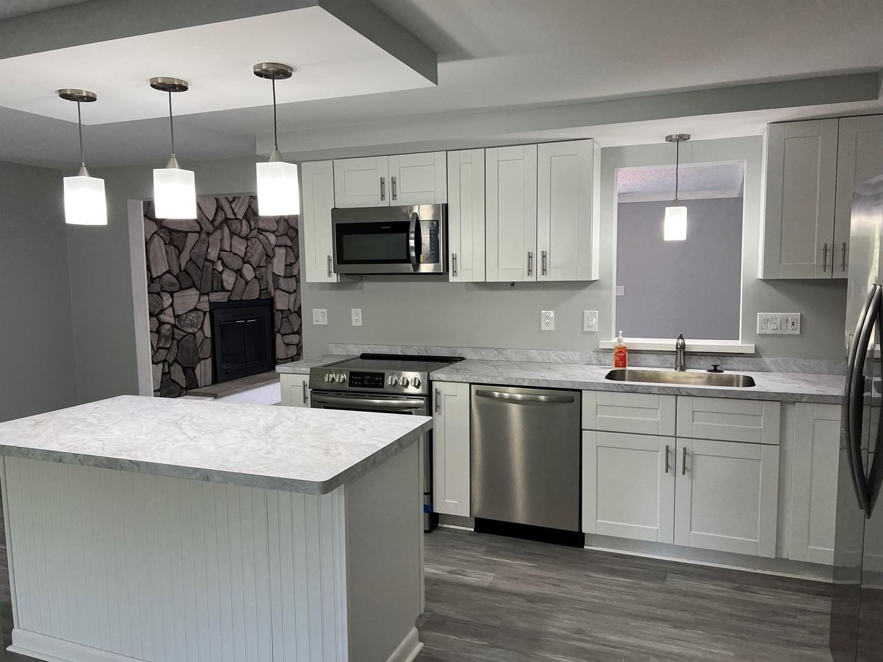 23 Allandale Dr #A - Photo 2 of 14