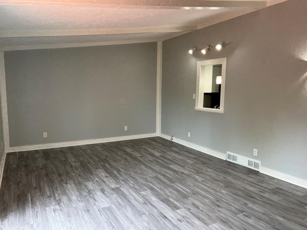 23 Allandale Dr #A - Photo 6 of 14