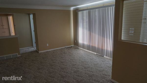 8997 Robindale Ave - Photo 3 of 8