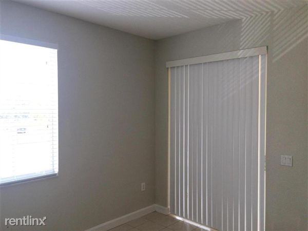 2024 Shoma Dr - Photo 3 of 5