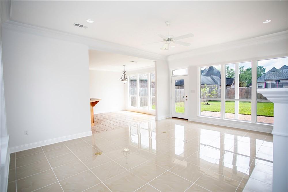 10526 Oakley Trace Drive - Photo 4 of 20