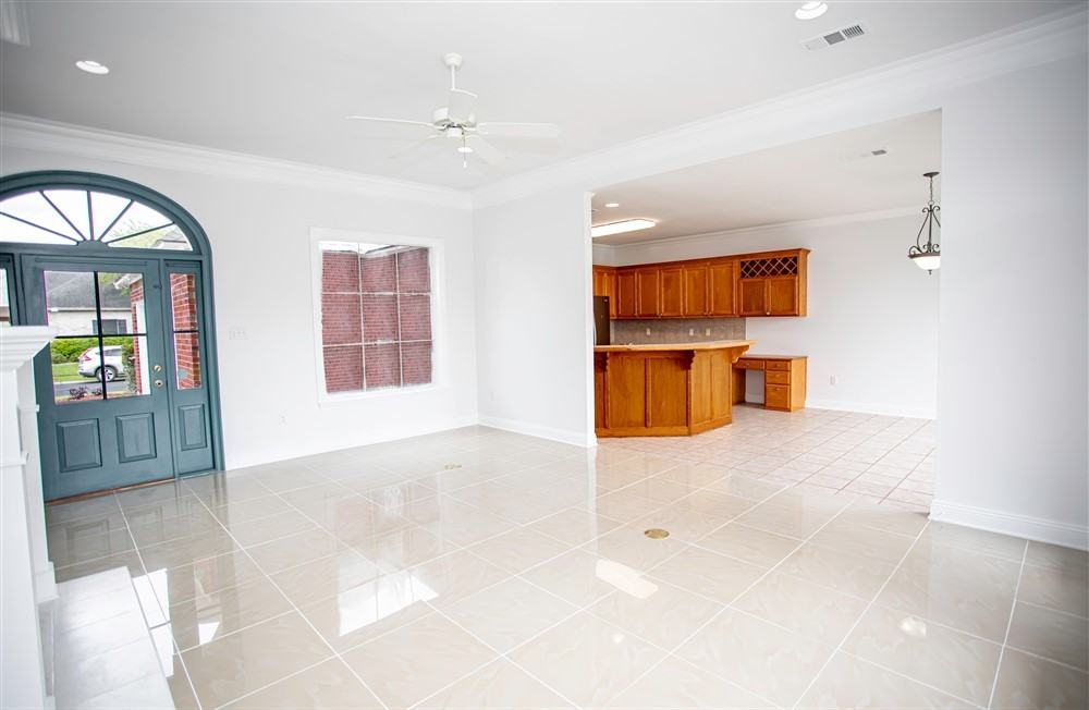 10526 Oakley Trace Drive - Photo 5 of 20
