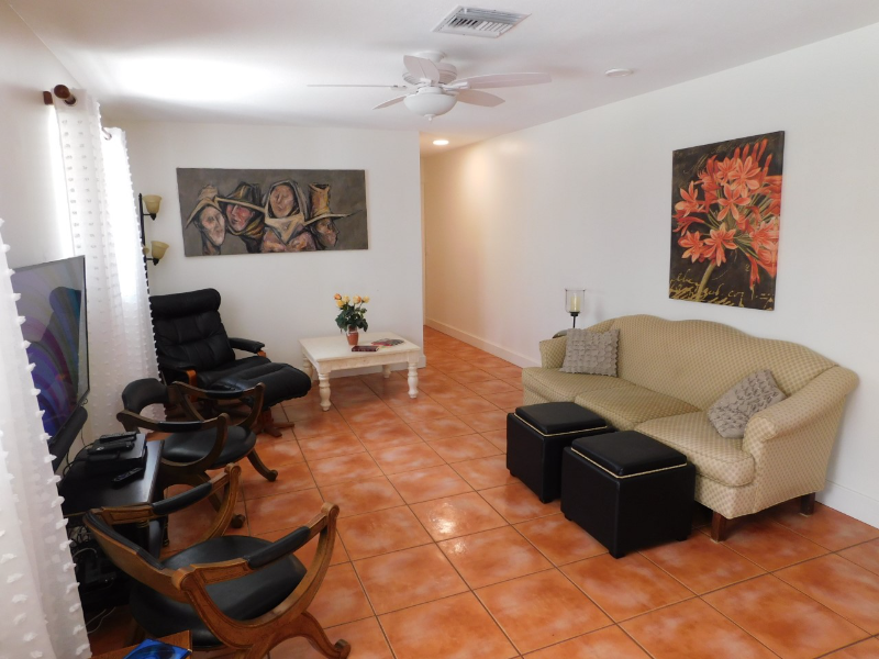 8440 Palomino Dr - Photo 2 of 28