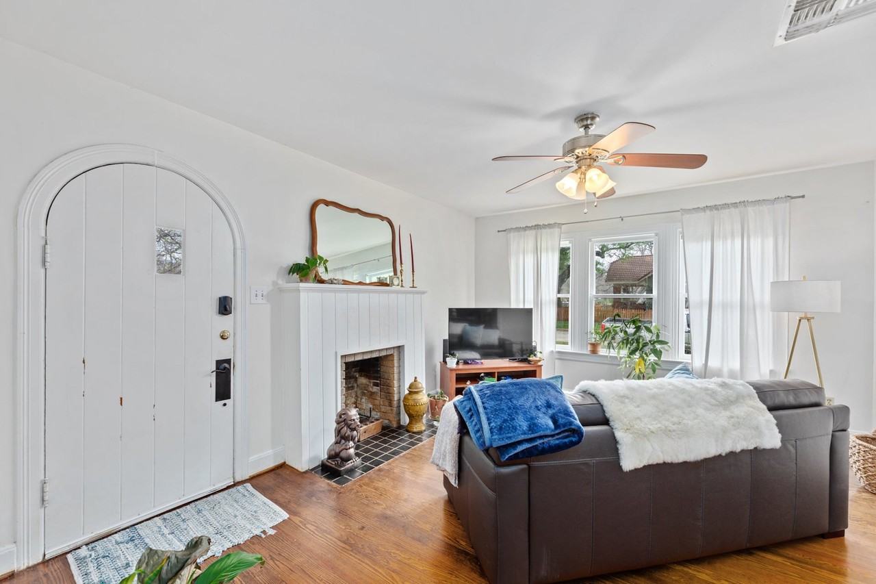 306 Bishop St #NA - Photo 3 of 17