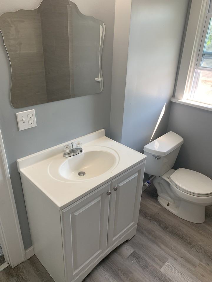 124 Devonshire Dr #NA - Photo 2 of 8