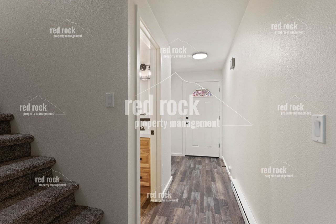 3901 W Spiers Ave #3 - Photo 4 of 22