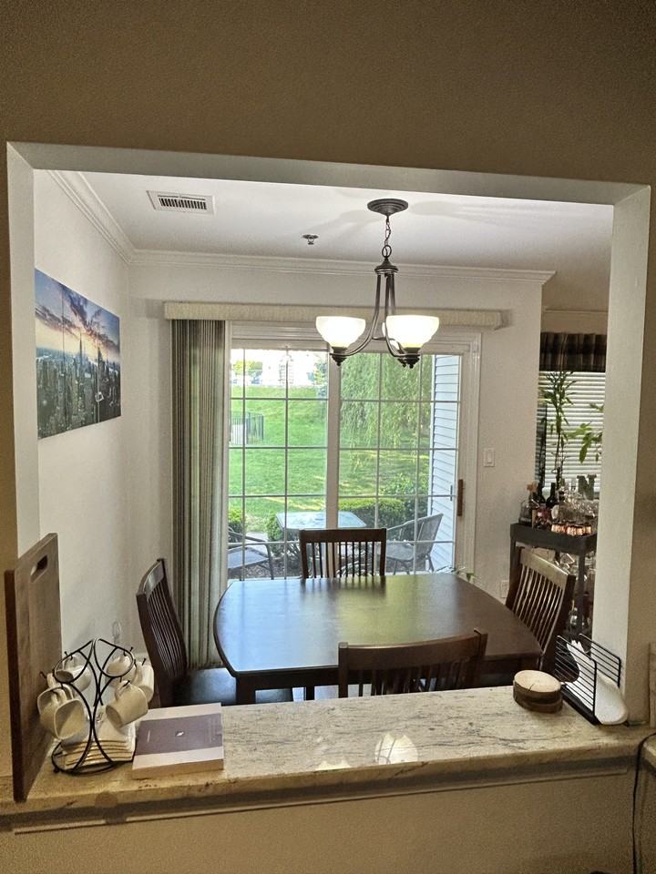 225 Cambridge Ct - Photo 2 of 16