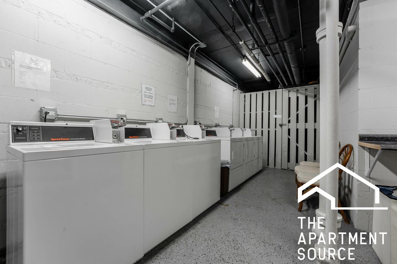 6821 N Sheridan Rd #205 - Photo 6 of 8