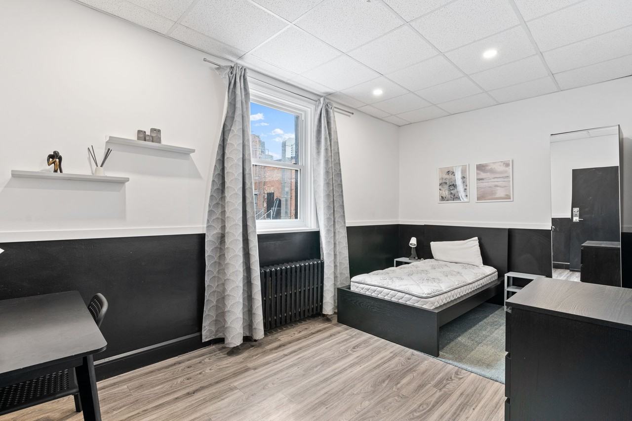 Residence Prox - Photo 2 of 17