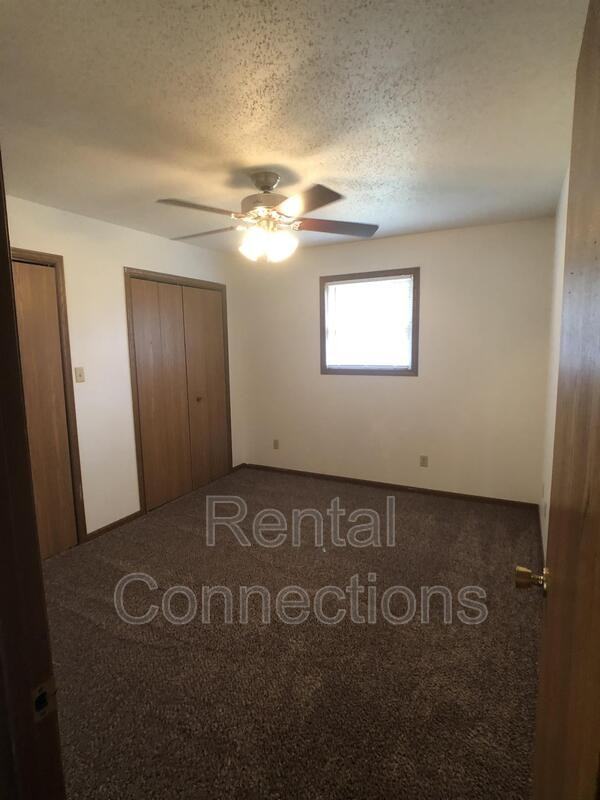 500 E College D4 #A5 - Photo 3 of 7