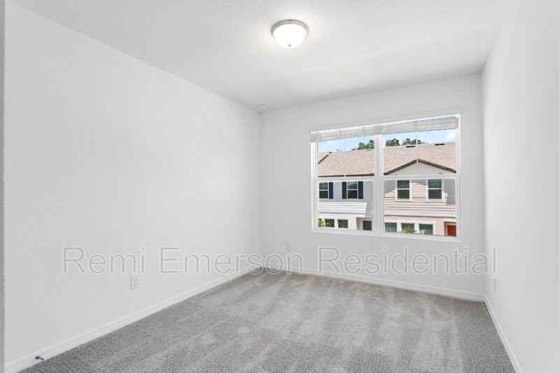 3150 Merton Aly - Photo 7 of 23