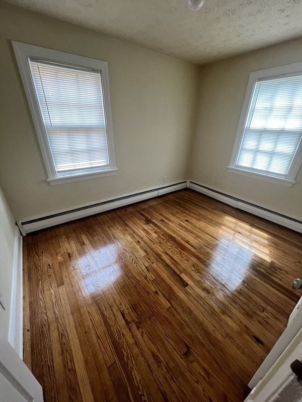 1403 Willis St - Photo 5 of 9