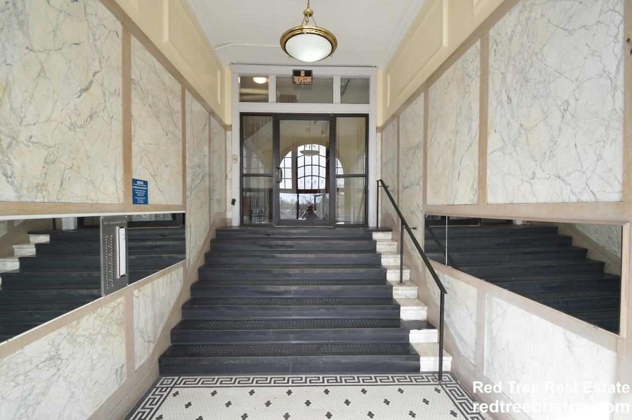 1687 Commonwealth Ave #25 - Photo 2 of 3