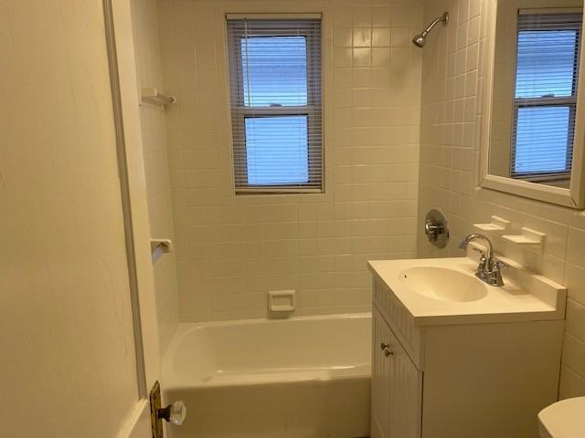 56 Gordon St #2 - Photo 5 of 18