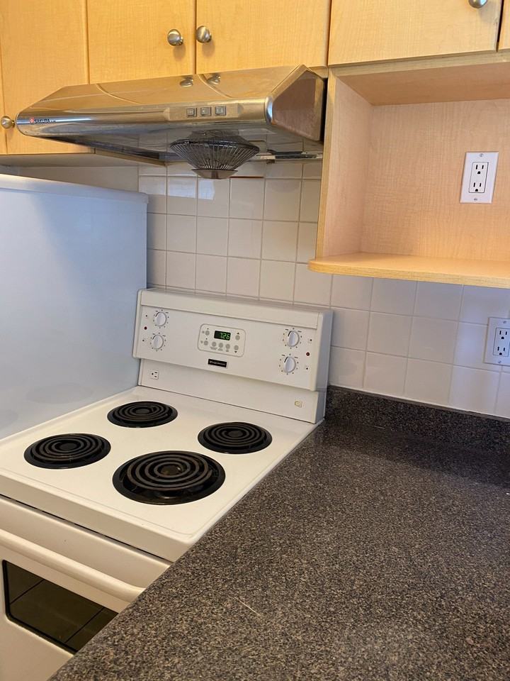 8635 Fremlin Street - Photo 2 of 14