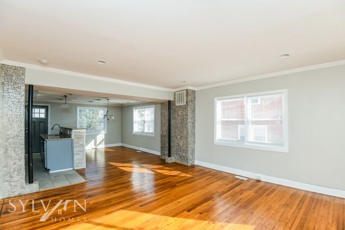 710 Beaverbrook Rd - Photo 3 of 16