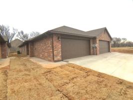 featured image of 433 Chalk Hill Ct #1