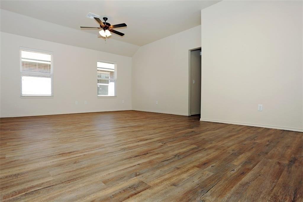433 Chalk Hill Ct #1 - Photo 6 of 14