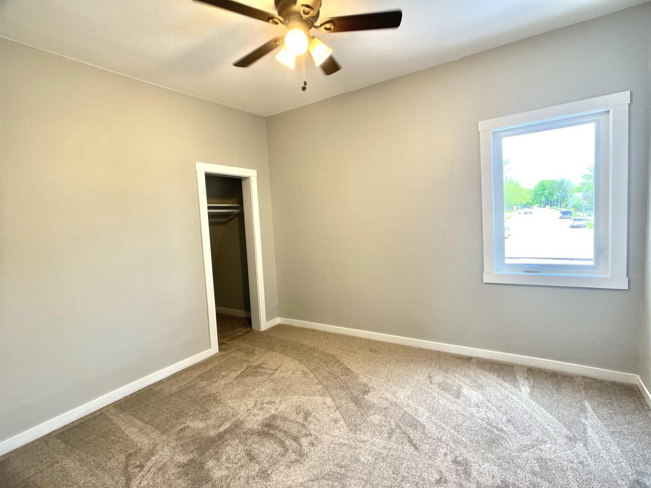 930 S Broadway Ave #4 - Photo 3 of 17