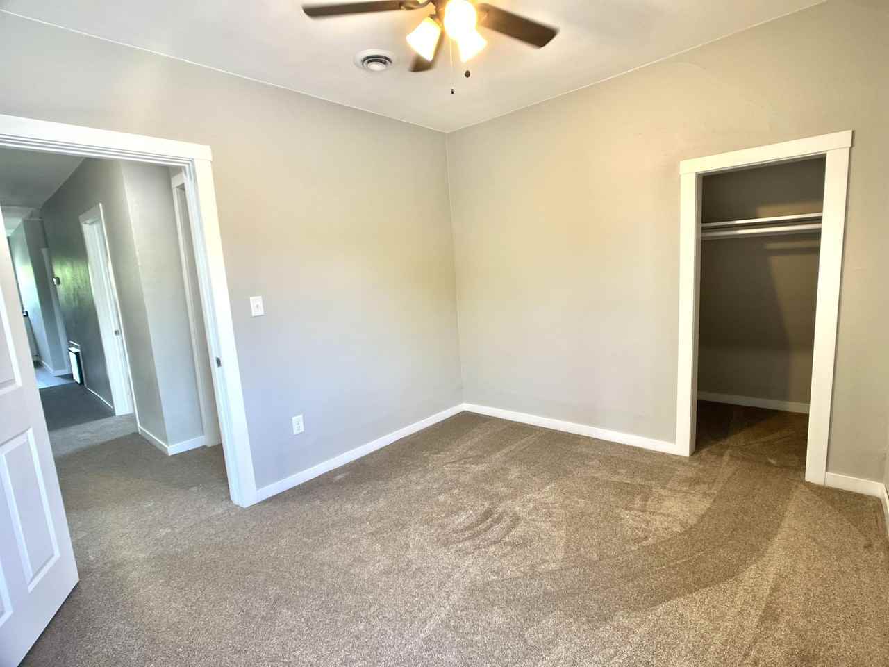 930 S Broadway Ave #4 - Photo 4 of 17