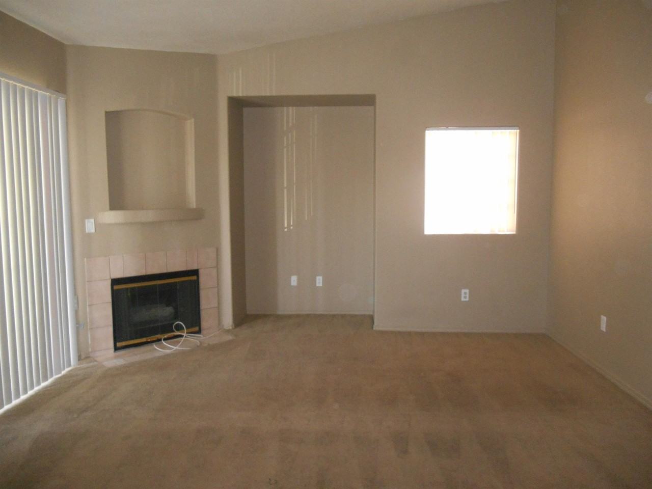 2007 Craig B-2 - 14730 E Craig Rd #1 - Photo 3 of 16