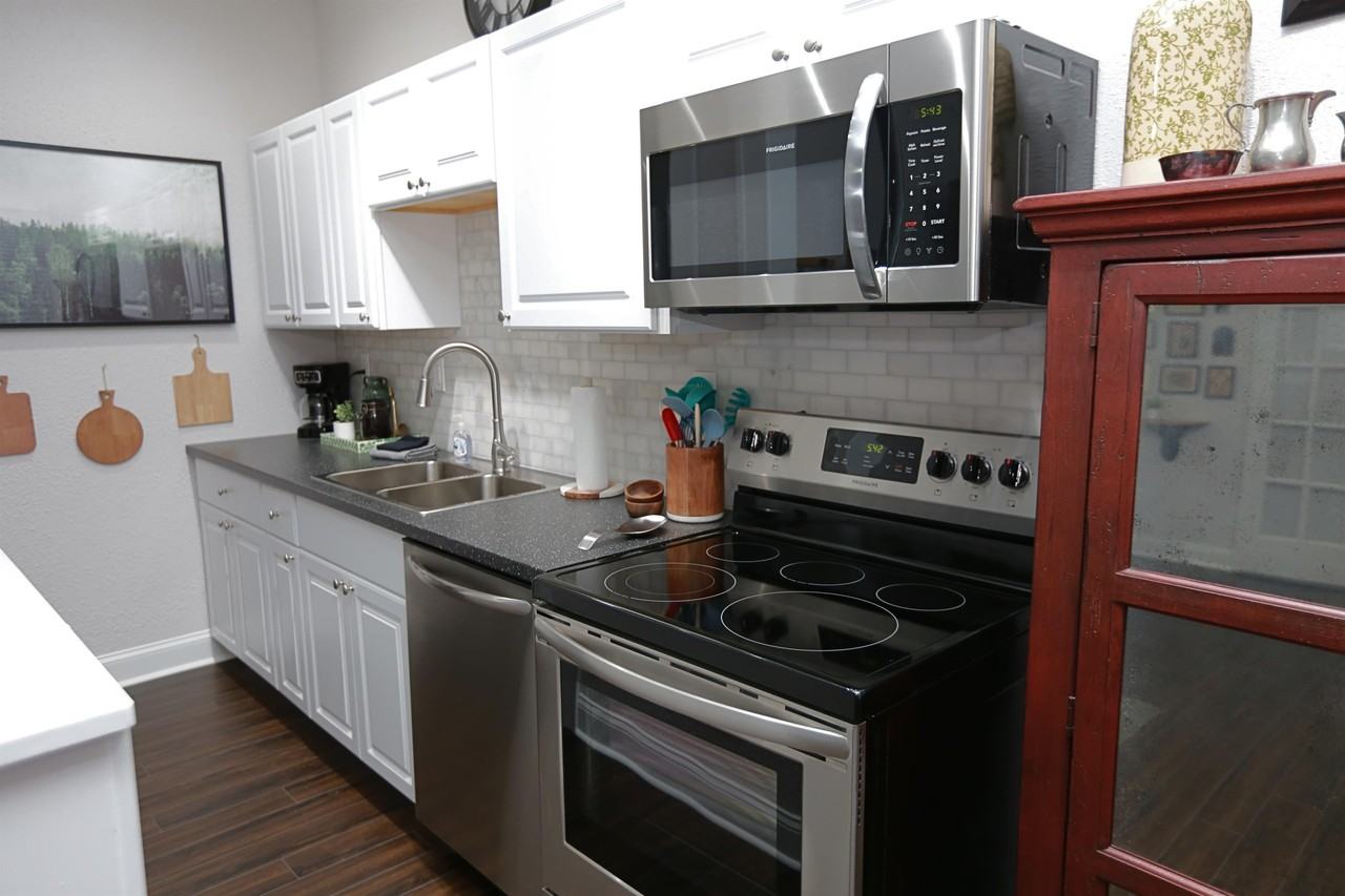 407 S Melville Ave #03 - Photo 7 of 12