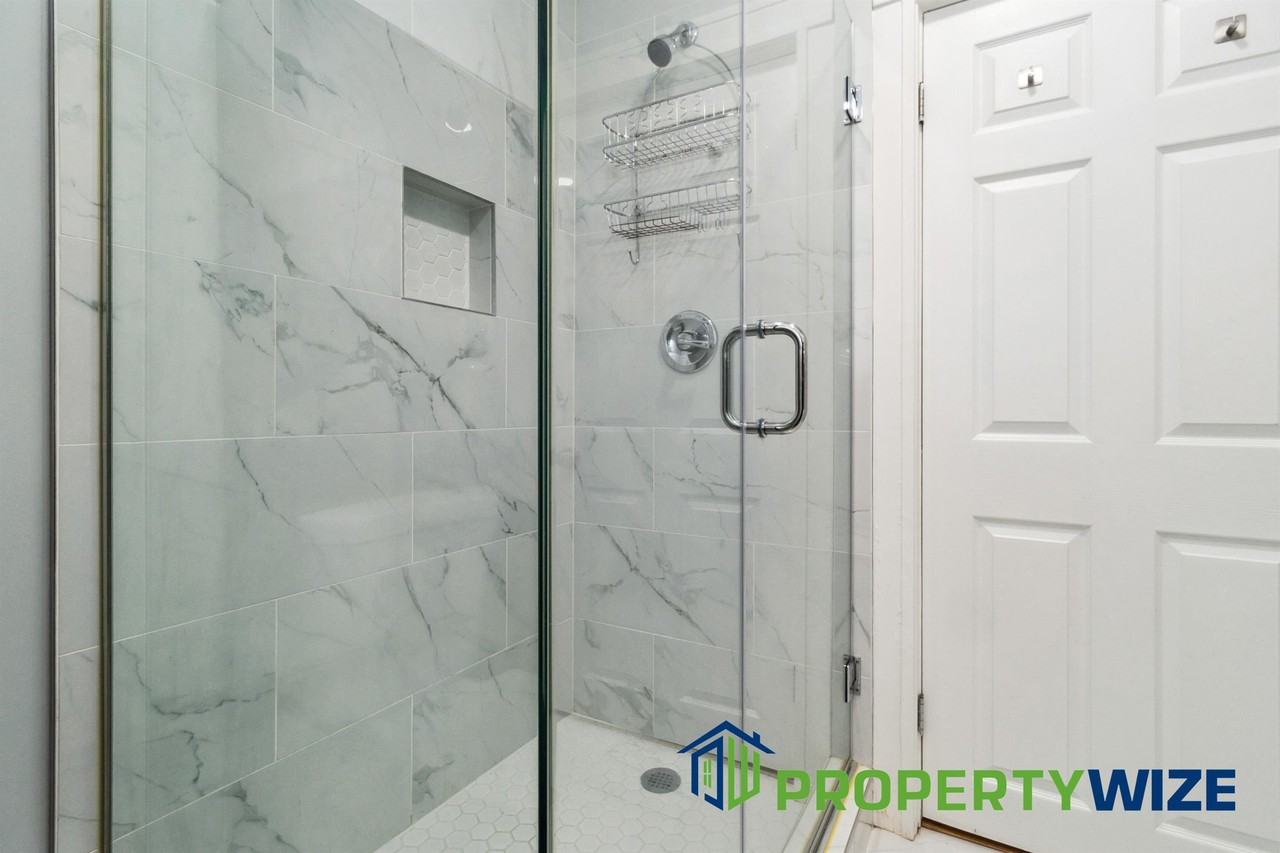 4102 Eierman Ave #1 - Photo 5 of 27