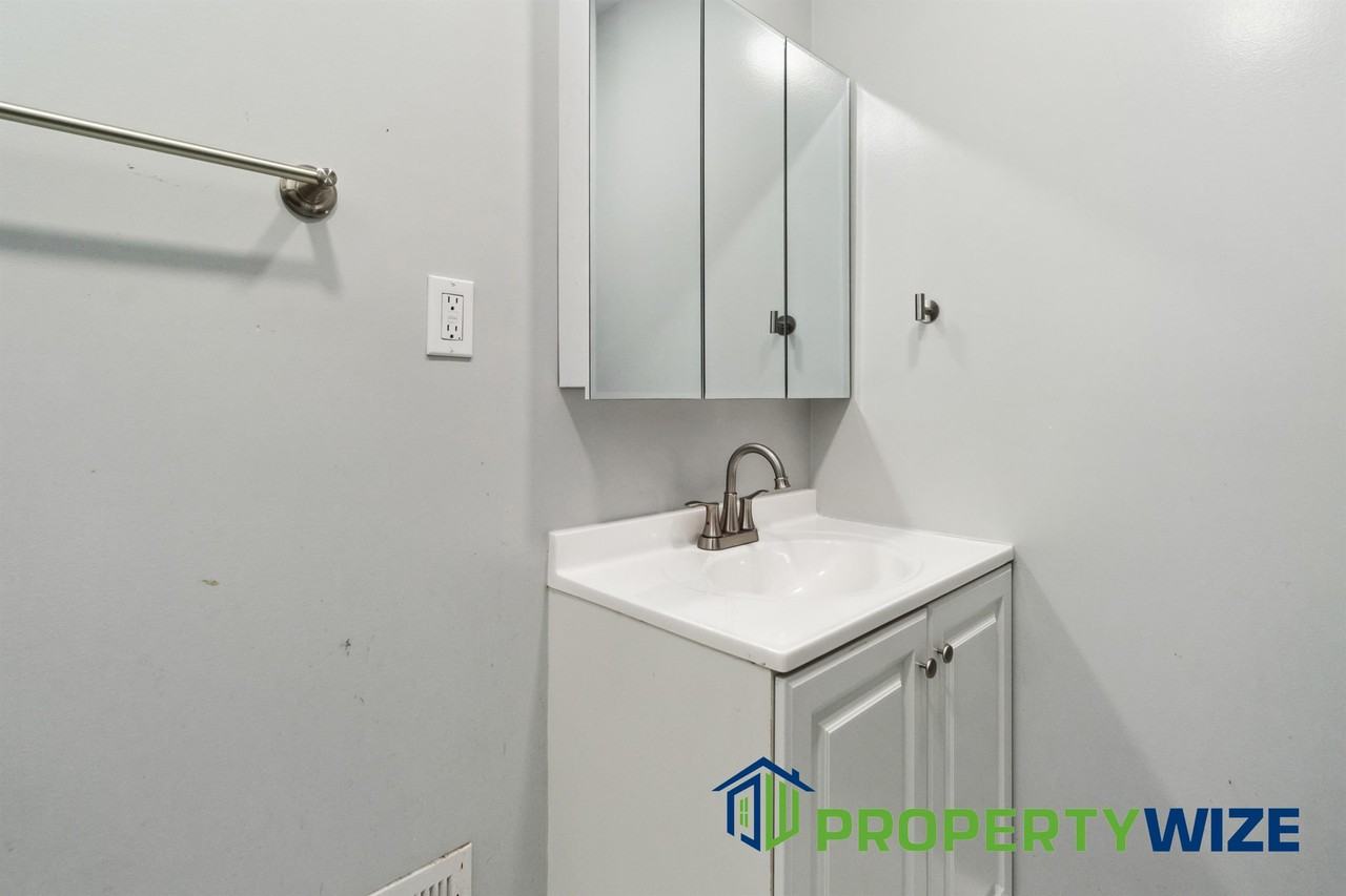 4102 Eierman Ave #1 - Photo 7 of 27