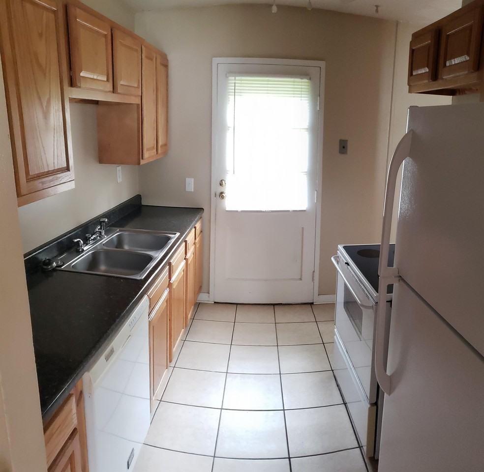 3676 Charring Cross Dr #1 - Photo 7 of 20