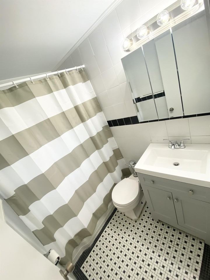 131 131 MOUNT LEBANON BOULEVARDAPT 14 #14 - Photo 4 of 6