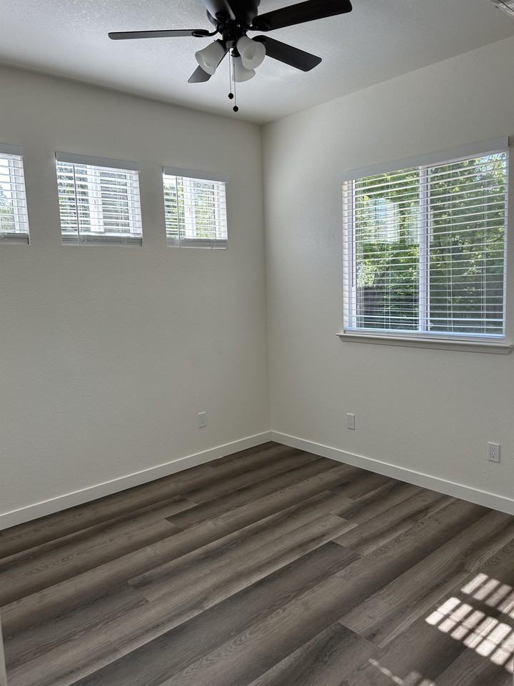 5228 Marconi Ave #5230 - Photo 2 of 13
