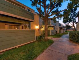 925 S Riverside Ave - Photo 1 of 1
