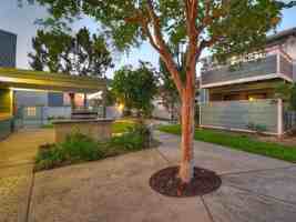 featured image of 925 S Riverside Ave