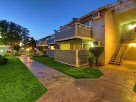 925 S Riverside Ave - Photo 1 of 1