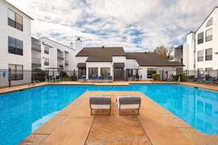 611 Lead Avenue Southwest - Photo 1 of 1