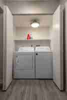 featured image of 611 Lead Ave Sw